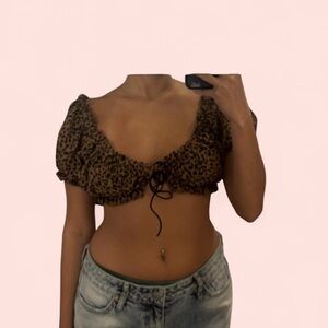 SHEIN Brown Leopard Crop Top
